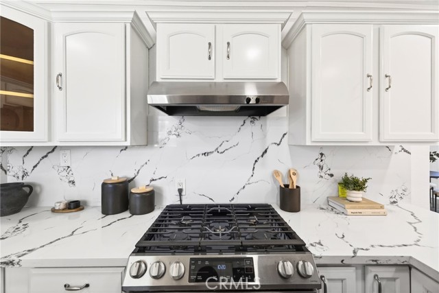 Detail Gallery Image 20 of 54 For 1626 E 15th, Santa Ana,  CA 92701 - 4 Beds | 2 Baths