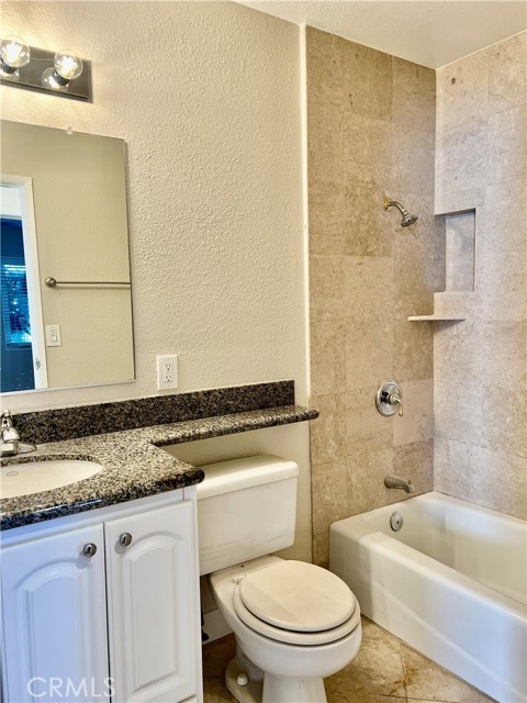 Detail Gallery Image 6 of 12 For 6472 Brown Cir, Huntington Beach,  CA 92647 - 3 Beds | 1/1 Baths