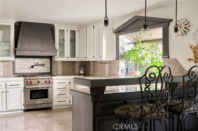Detail Gallery Image 12 of 68 For 4585 Heather Glen Ct, Moorpark,  CA 93021 - 5 Beds | 4/1 Baths