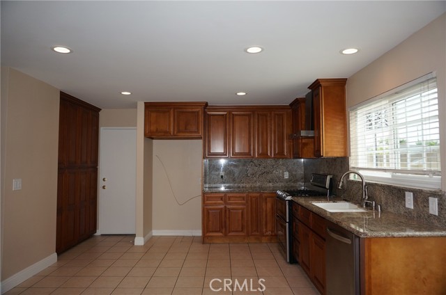 Detail Gallery Image 14 of 34 For 20417 Fuero Dr, Walnut,  CA 91789 - 3 Beds | 2 Baths