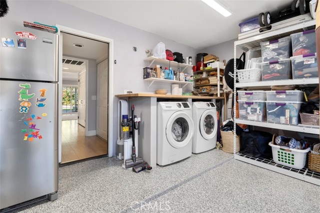 82459ee6 96a3 433b A9c3 63f8e03f2831