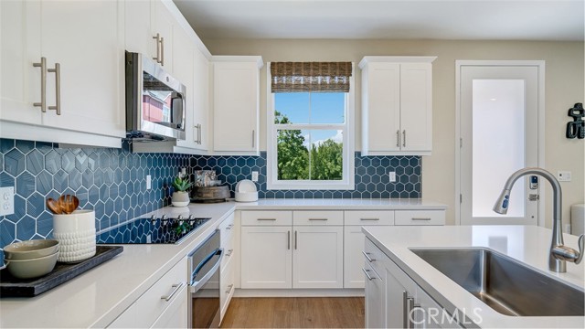 Detail Gallery Image 3 of 24 For 4461 S Patterson Paseo, Ontario,  CA 91762 - 4 Beds | 2/1 Baths