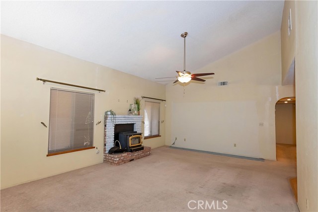 Detail Gallery Image 2 of 45 For 11043 Rome Beauty Dr, California City,  CA 93505 - 3 Beds | 2 Baths