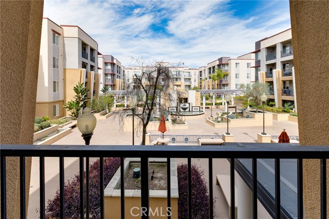 Detail Gallery Image 11 of 27 For 360 W Avenue 26 #225,  Los Angeles,  CA 90031 - 2 Beds | 2 Baths