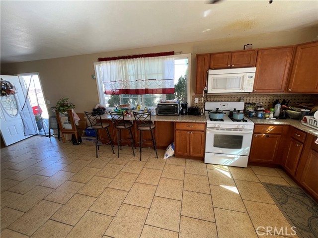 Image 3 for 7654 N Star Ave, 29 Palms, CA 92277