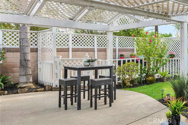 Image 41 of 51 For 17291 Ash Street