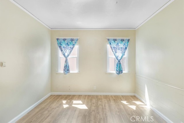 914 W 71st Street, Los Angeles CA: https://media.crmls.org/medias/8246c8b8-f602-4572-92e6-ab4dc2da1e1a.jpg