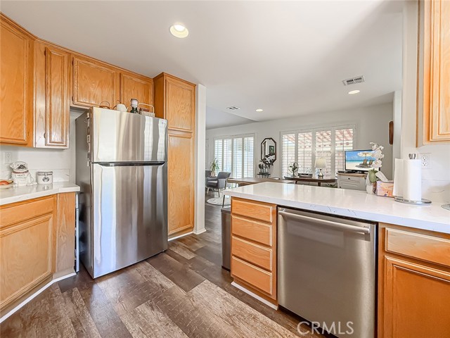 2037 Freesia Avenue, Simi Valley CA: https://media.crmls.org/medias/8247edf4-8507-4a1d-b613-69c6936e7247.jpg