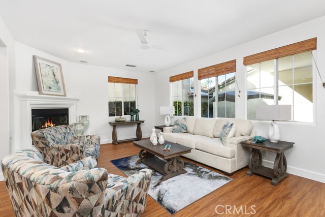 Detail Gallery Image 30 of 37 For 309 Flint Ave, Long Beach,  CA 90814 - 4 Beds | 2/1 Baths