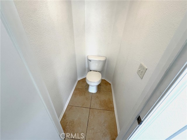 Detail Gallery Image 16 of 26 For 2709 E Avenue J4, Lancaster,  CA 93535 - 5 Beds | 2/1 Baths