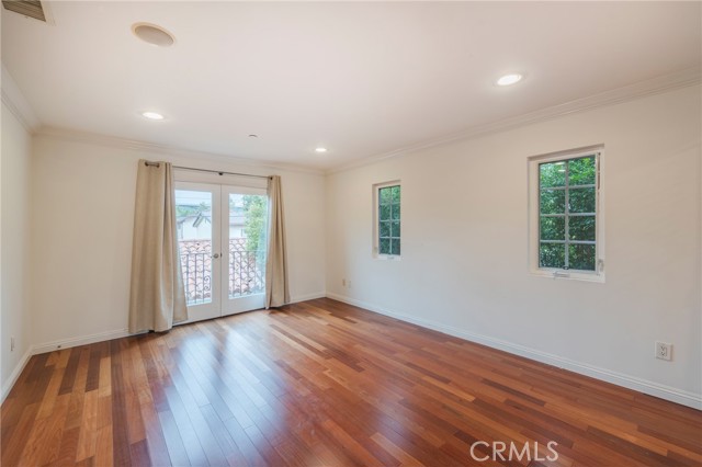 2913 Delaware Avenue, Santa Monica CA: https://media.crmls.org/medias/82492256-04c4-4ba4-bb44-c18d5ed39ef0.jpg