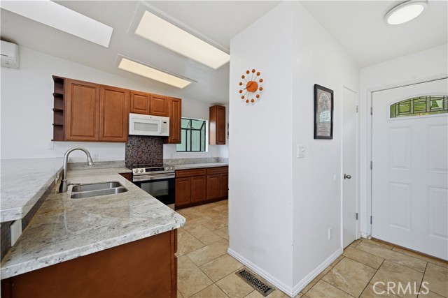 Detail Gallery Image 11 of 39 For 6935 Echo, Kelseyville,  CA 95451 - 4 Beds | 3 Baths