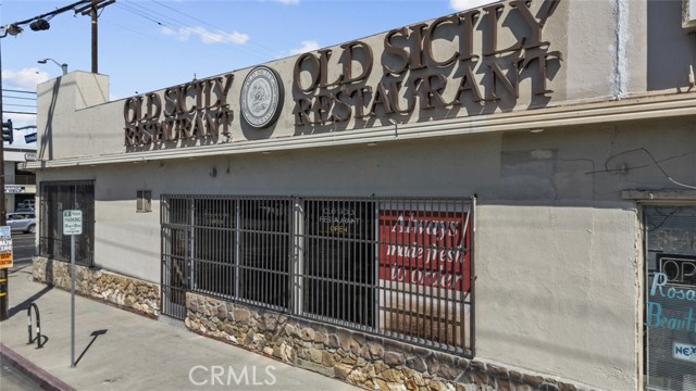 12061 Strathern Street, North Hollywood CA: https://media.crmls.org/medias/824948f7-dbc3-47ae-bd29-6f8f8b7789d3.jpg