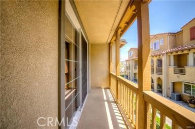 Detail Gallery Image 28 of 31 For 22919 Mariposa Ave #202,  Torrance,  CA 90502 - 3 Beds | 4 Baths