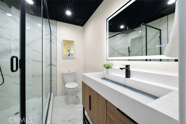 Detail Gallery Image 30 of 30 For 100 S Doheny Dr #220,  Los Angeles,  CA 90048 - 2 Beds | 2 Baths
