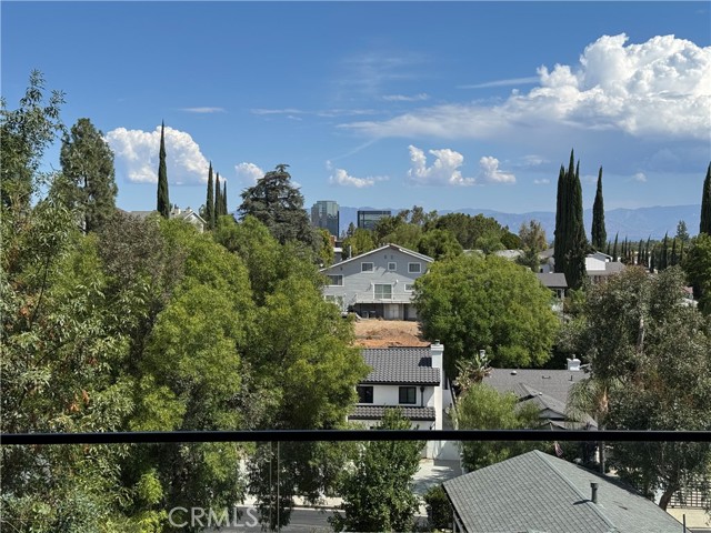 Detail Gallery Image 18 of 65 For 22268 Avenue San Luis, Woodland Hills,  CA 91364 - 5 Beds | 5/1 Baths