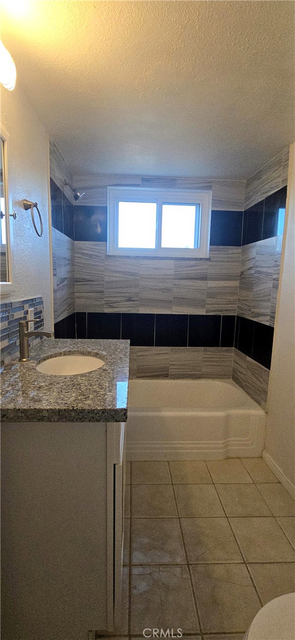 Detail Gallery Image 11 of 20 For 66415 2nd, Desert Hot Springs,  CA 92240 - 3 Beds | 2 Baths