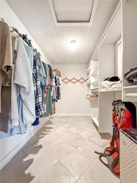 17508 Marilla Street photo 35