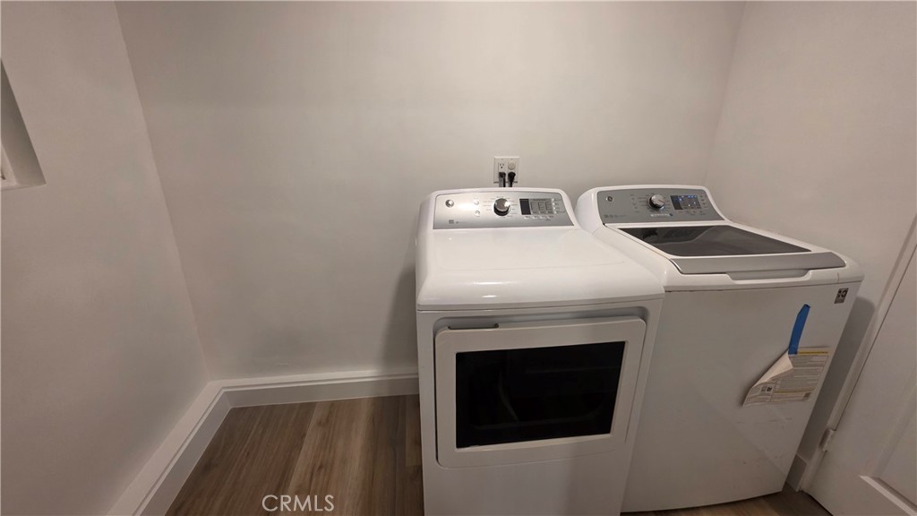 https://media.crmls.org/medias/824c3f62-edf0-4806-b91f-9b849da07634.jpg?preset=X-Large