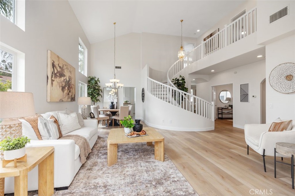 25036 Footpath Lane