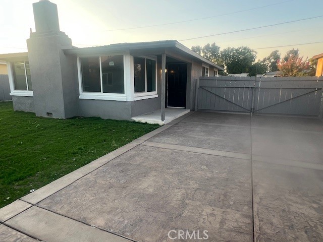 16843 Fontlee Lane, Fontana CA: https://media.crmls.org/medias/824cdb11-8767-4f47-ae42-52680e47150a.jpg
