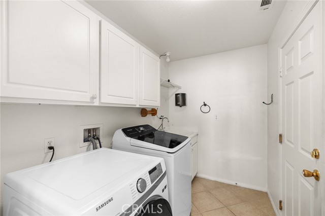 32856 Northshire Circle, Temecula CA: https://media.crmls.org/medias/824d2250-4686-44c7-b75d-6931ea11f41e.jpg