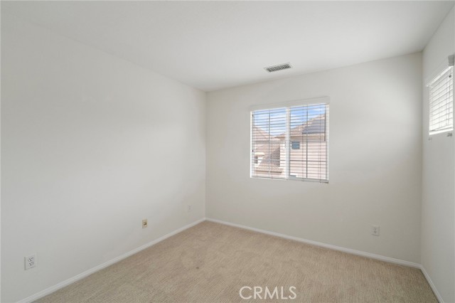 Image 19 of 40 For 25 Harwick Court
