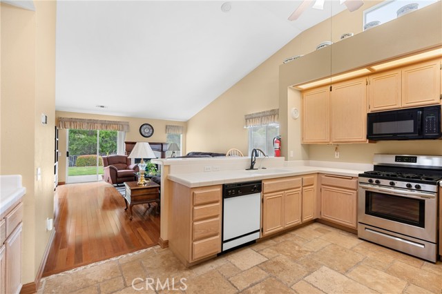 Detail Gallery Image 10 of 44 For 1312 Stonebrook Dr, Lompoc,  CA 93436 - 3 Beds | 2 Baths