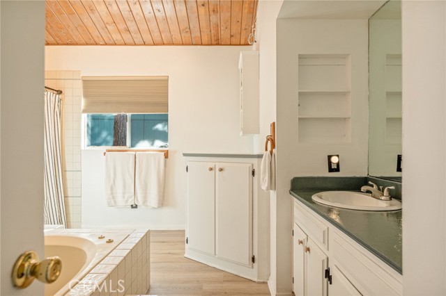 31603 Panorama, Running Springs, CA 92382