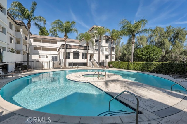 Image 31 of 39 For 17735 Kinzie Street 304