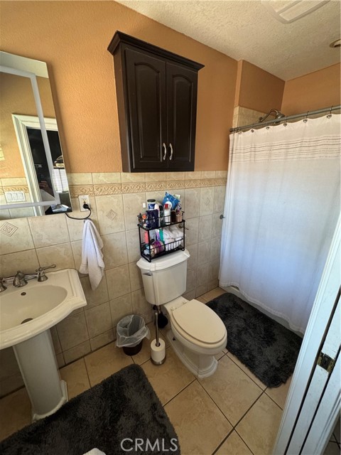 Detail Gallery Image 11 of 15 For 1043 Lagoon Ave, Wilmington,  CA 90744 - 3 Beds | 2 Baths