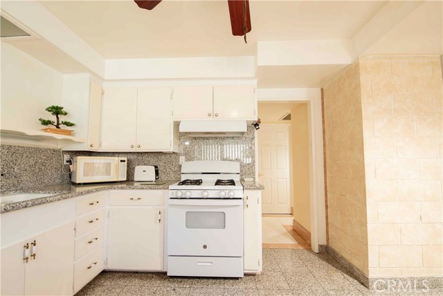 Detail Gallery Image 15 of 25 For 714 Brossard Dr, Thousand Oaks,  CA 91360 - 3 Beds | 2 Baths