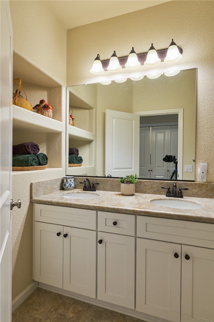 Detail Gallery Image 21 of 40 For 2839 Clark Way, Chico,  CA 95973 - 3 Beds | 2 Baths