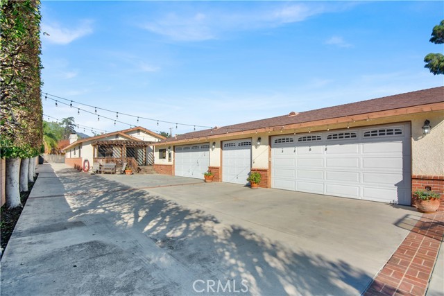 Back view of 5 car garage