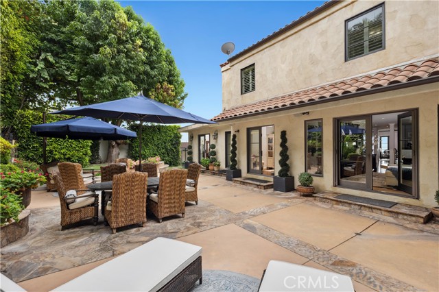 844 Temple Hills Drive, Laguna Beach CA: https://media.crmls.org/medias/82514ba2-652d-4a37-bad6-a8a4214018ec.jpg