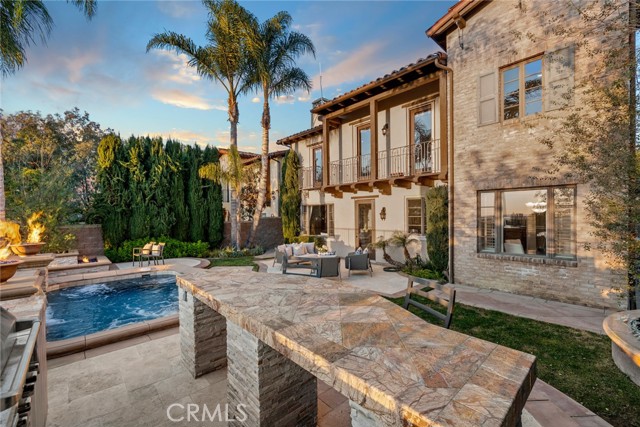 Detail Gallery Image 13 of 39 For 33 Tall Hedge, Irvine,  CA 92603 - 3 Beds | 3/1 Baths