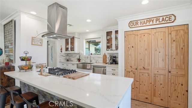 Detail Gallery Image 13 of 56 For 11426 Collett Avenue, Granada Hills,  CA 91344 - 3 Beds | 2 Baths