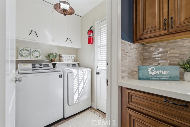 Detail Gallery Image 11 of 32 For 15944 Gledhill St, North Hills,  CA 91343 - 5 Beds | 2/1 Baths