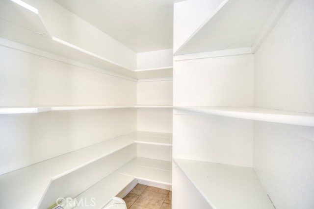 Detail Gallery Image 16 of 48 For 13006 Parkview, Baldwin Park,  CA 91706 - 3 Beds | 2/1 Baths