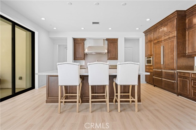 53 Eider Run, Irvine CA: https://media.crmls.org/medias/8252b6ef-bd3e-4eac-a4fc-01ce6c9cfa02.jpg