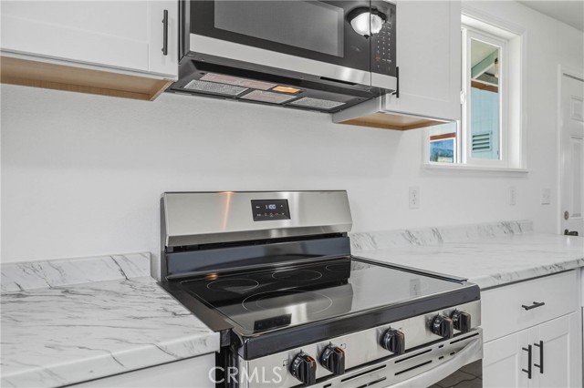 Detail Gallery Image 17 of 47 For 3426 4th St, Clearlake,  CA 95422 - 2 Beds | 1/1 Baths