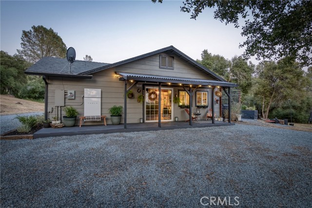 Detail Gallery Image 3 of 67 For 40955 Jean Road, Oakhurst,  CA 93644 - 4 Beds | 3 Baths