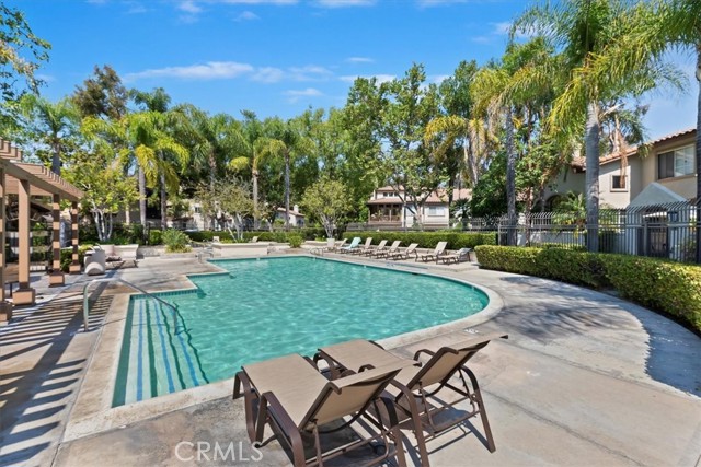 27 Tierra Plano, Rancho Santa Margarita CA: https://media.crmls.org/medias/82540c45-1618-4121-adfe-3907bdc3bf09.jpg