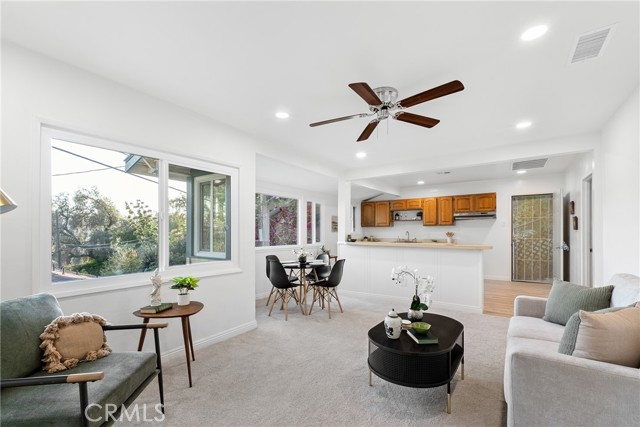 Detail Gallery Image 5 of 26 For 3015 Kemper Ct, Los Angeles,  CA 90065 - 2 Beds | 2 Baths