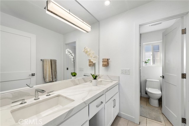 2414 Mathews Avenue, Redondo Beach, California 90278, 2 Bedrooms Bedrooms, ,2 BathroomsBathrooms,Residential,Sold,Mathews,OC22006938