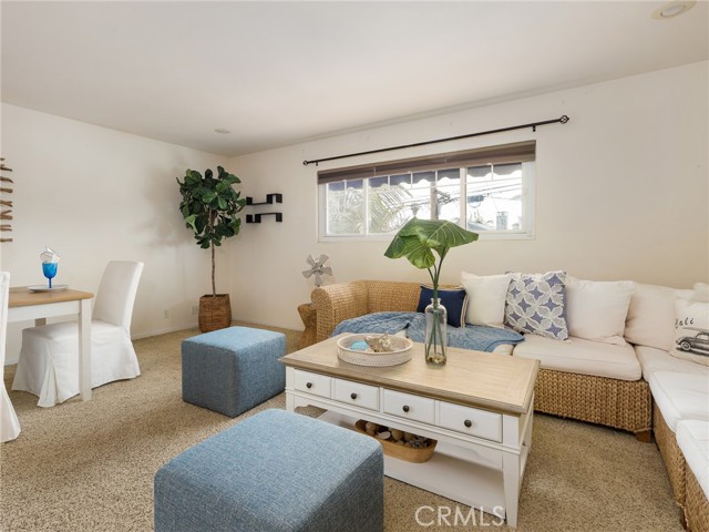 1724 Herrin Street, Redondo Beach, California 90278, 3 Bedrooms Bedrooms, ,1 BathroomBathrooms,Residential,Sold,Herrin,SB22089715