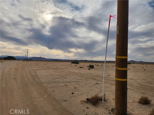 Detail Gallery Image 8 of 16 For 2 Ac E Broadway St, Joshua Tree,  CA 92252 - – Beds | – Baths