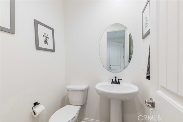 Detail Gallery Image 19 of 35 For 24416 Division Dr, Menifee,  CA 92584 - 4 Beds | 2/1 Baths