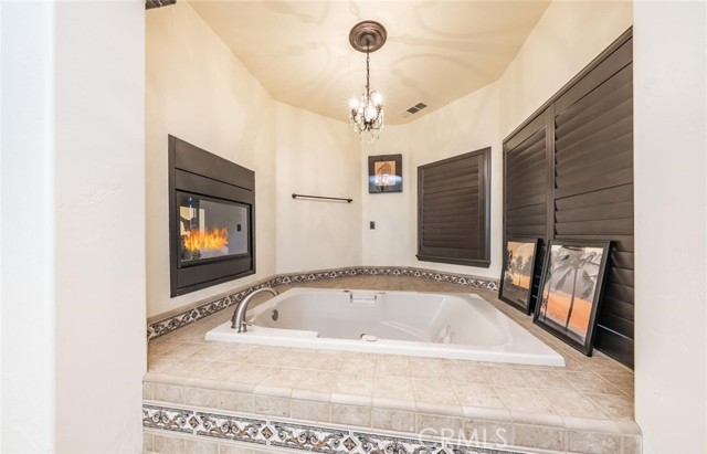9172 Frontier Street, Hanford CA: https://media.crmls.org/medias/82564894-952e-4461-a8e2-fd6ff3676248.jpg