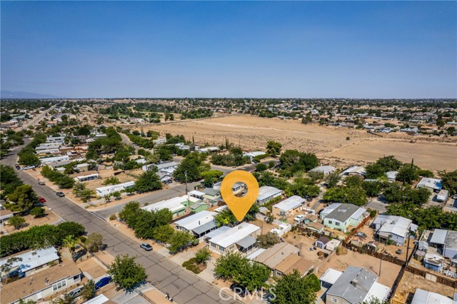 19146 Hinton Street, Hesperia CA: https://media.crmls.org/medias/8256ae57-1dcb-4e16-8524-da4fbff3d067.jpg